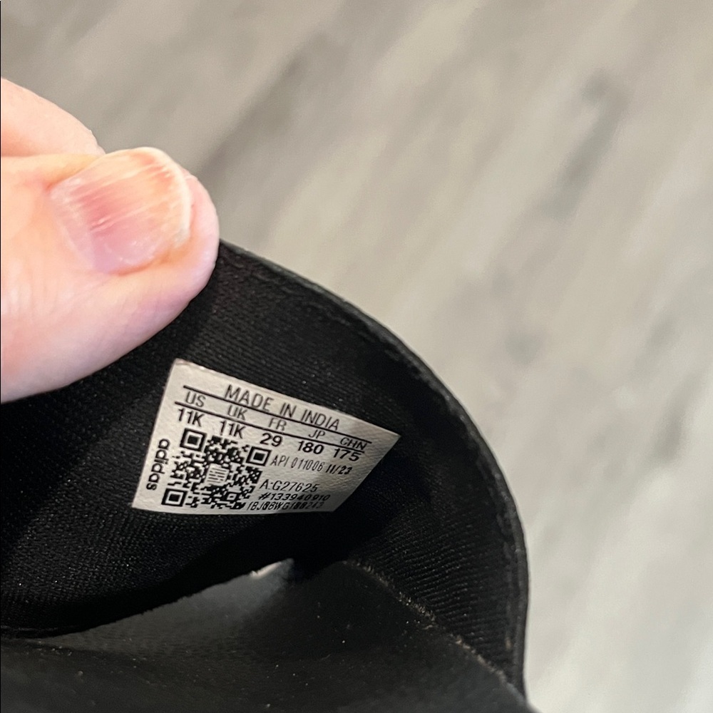 Adidas Black Slides with White Stripes - Picture 4 of 4